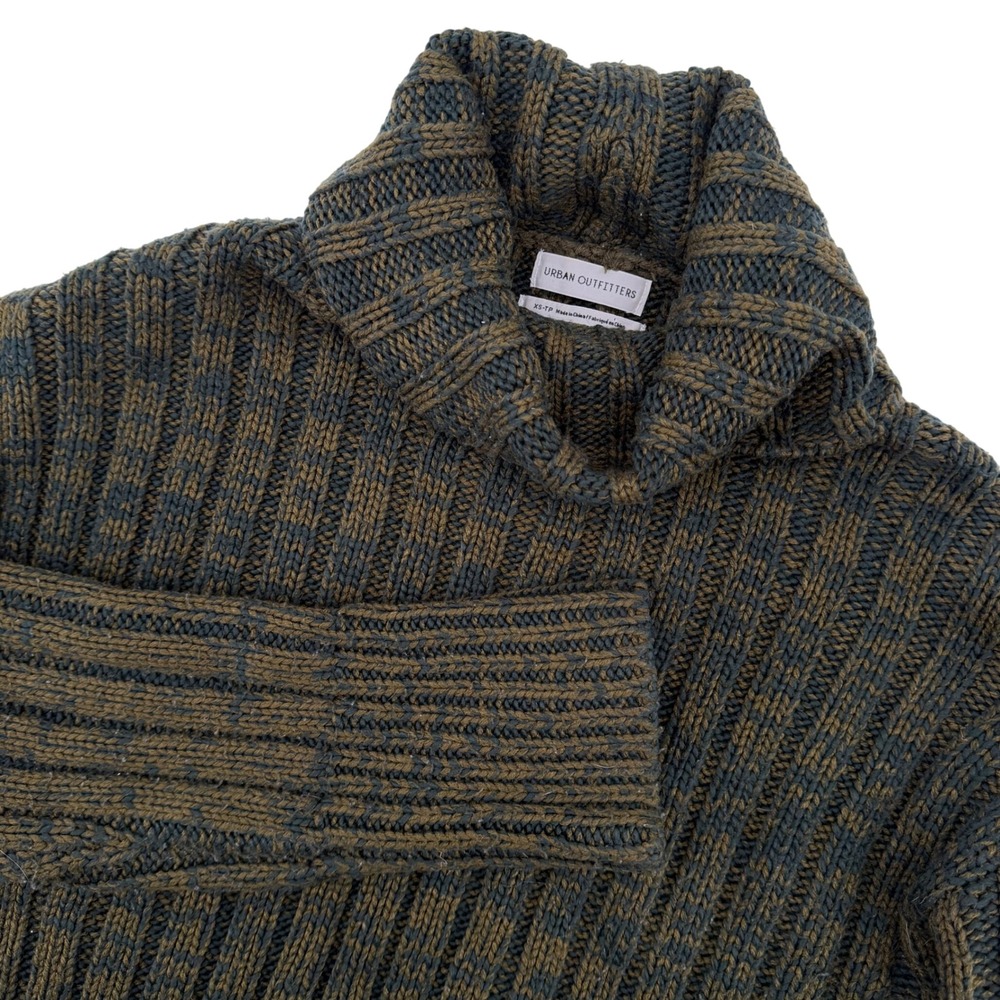 Urban‎ Outfitters Women's Chunky Knit Turtleneck Cropped Sweater Olive Green XS